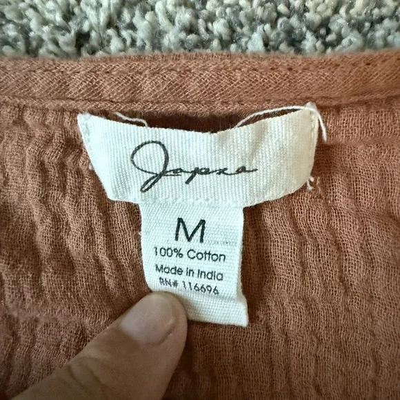 Japna Women's Short sleeve Rust Red Cotton Button Front Crop top Size M - Picture 2 of 6